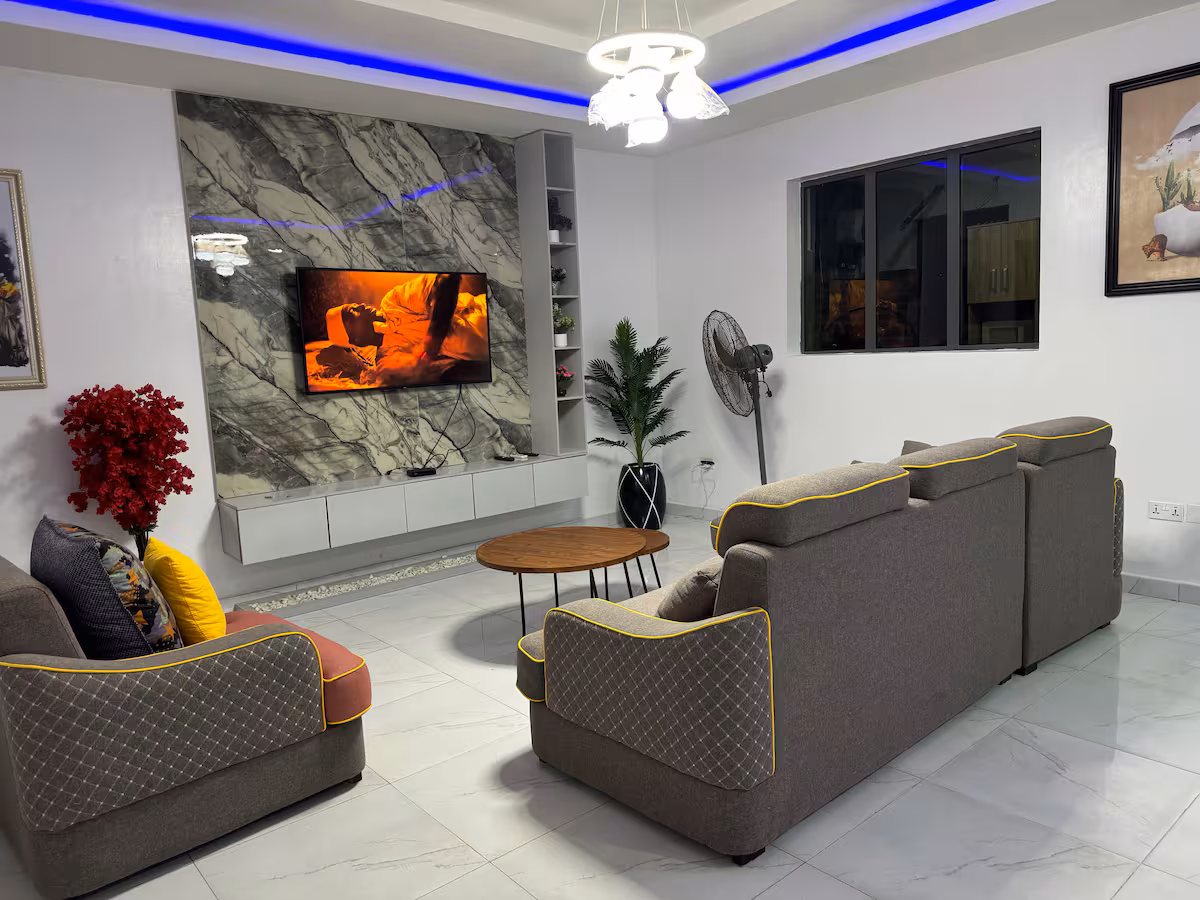 Unique 2 bedroom apartment's photo